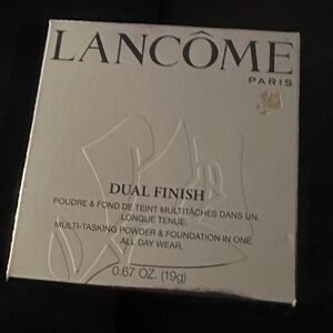 Lancome Dual Finish powder and foundation in one